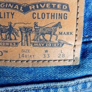Levi jeans